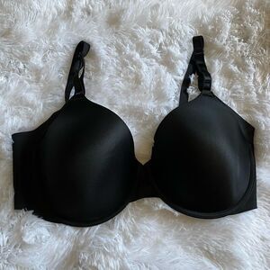 Warners Black Underwire Bra Size 38DD NEW
